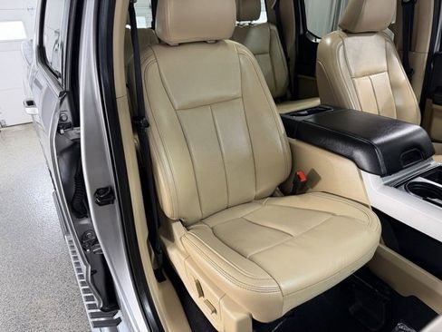 Used 2021 Ford F250 Lariat w/ Lariat Value Package image 22