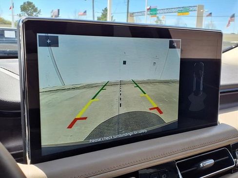 Certified 2022 Lincoln Nautilus Reserve image 11