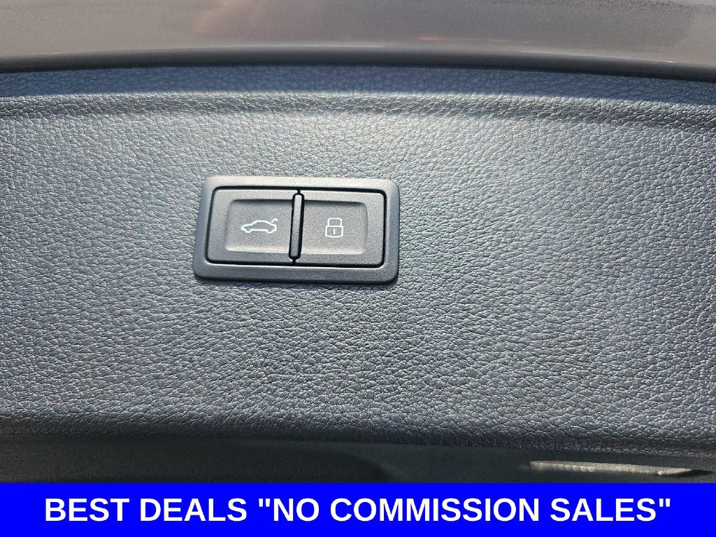 Used 2023 Audi Q5 2.0T Premium Plus w/ Premium Plus Package AWD/4WD image 13