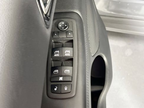 Used 2021 Dodge Durango GT image 18