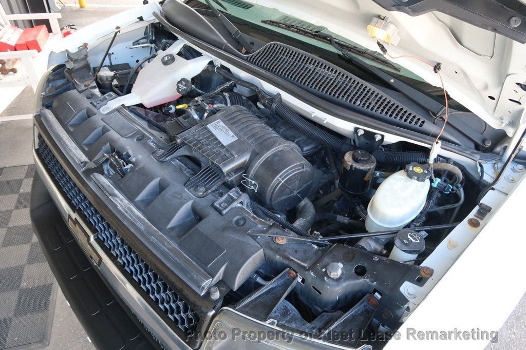Used 2016 Chevrolet Express 3500 LT w/ LT Preferred Equipment Group RWD image 35