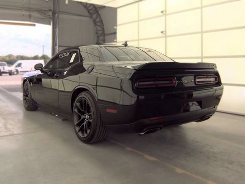 Used 2022 Dodge Challenger R/T Scat Pack RWD image 3