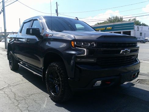 Used 2021 Chevrolet Silverado 1500 LT Trail Boss w/ LT Trail Boss Premium Package AWD/4WD image 7
