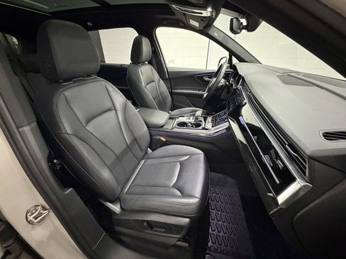 Used 2021 Audi Q7 3.0T Prestige w/ Prestige Package AWD/4WD image 22