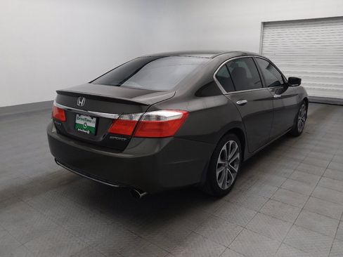 Used 2015 Honda Accord Sport image 9