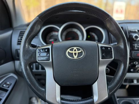 Used 2012 Toyota Tacoma PreRunner w/ Convenience Pkg image 23