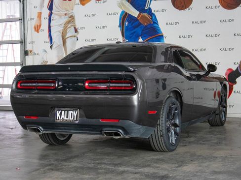 Used 2023 Dodge Challenger SXT w/ Blacktop Package image 23