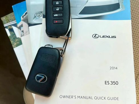 Used 2014 Lexus ES 350 w/ Luxury Package FWD image 41