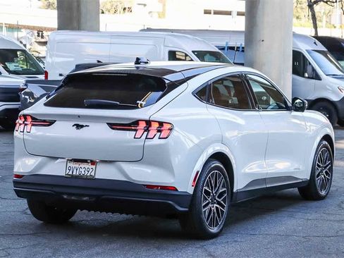 Used 2025 Ford Mustang Mach-E Premium image 4