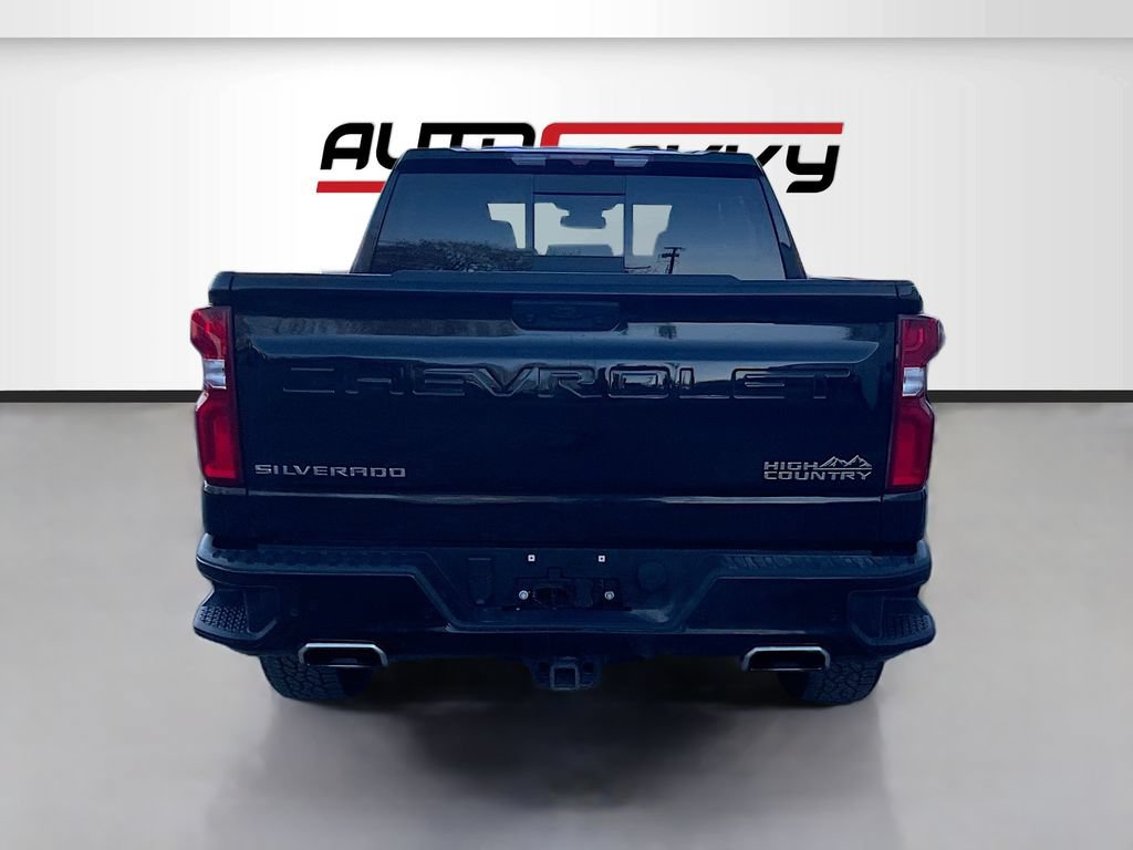 Used 2024 Chevrolet Silverado 1500 High Country AWD/4WD image 6