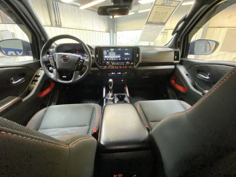 Used 2025 Nissan Frontier PRO-4X w/ Pro Convenience Package AWD/4WD image 20