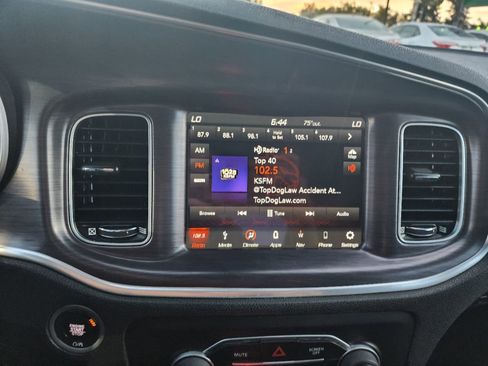 Used 2018 Dodge Charger R/T Scat Pack image 16