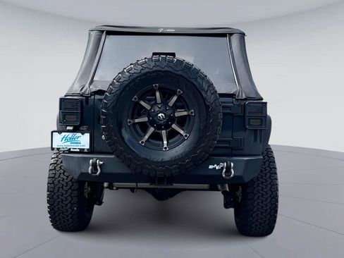 Used 2017 Jeep Wrangler Unlimited Sport w/ Quick Order Package 24S AWD/4WD image 5