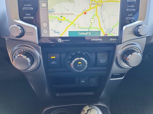 Used 2021 Toyota 4Runner SR5 Premium w/ Moonroof Package AWD/4WD image 17