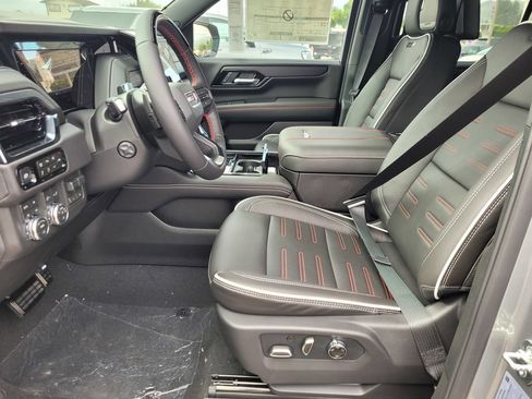 New 2026 GMC Yukon AT4 Ultimate AWD/4WD image 13