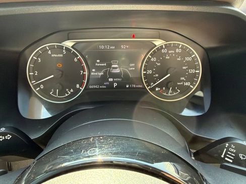 Used 2021 Nissan Rogue S AWD/4WD image 30