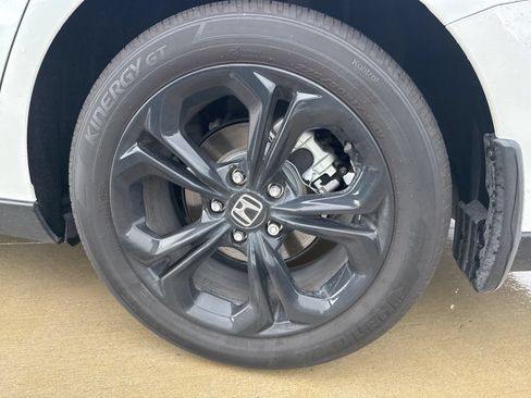 Used 2025 Honda Accord SE image 19