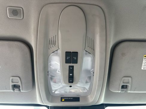 Used 2017 GMC Terrain SLE w/ Technology Package image 31