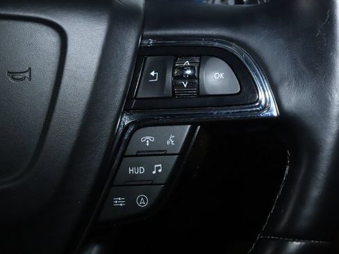 Used 2024 Lincoln Navigator Reserve AWD/4WD image 24