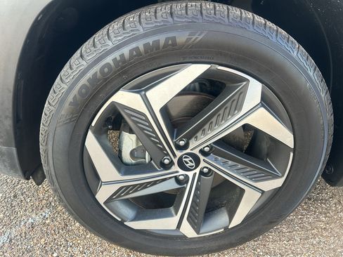 Used 2022 Hyundai Tucson SEL w/ Convenience + Premium Package FWD image 10