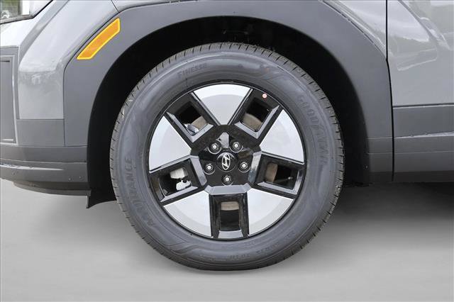 Certified 2026 Hyundai Santa Fe SE AWD/4WD image 9