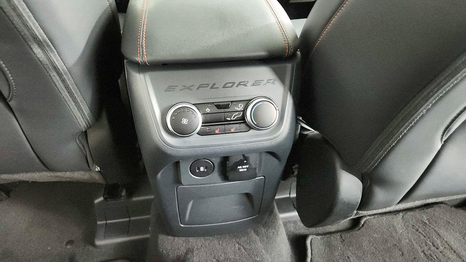Used 2026 Ford Explorer ST-Line w/ ST-Line Street Pack AWD/4WD image 24