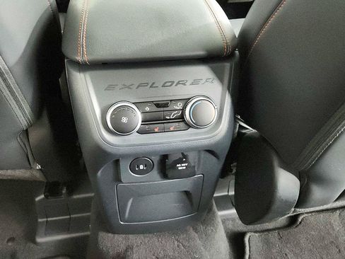 Used 2026 Ford Explorer ST-Line w/ ST-Line Street Pack AWD/4WD image 24