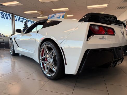 Used 2016 Chevrolet Corvette Stingray Coupe w/ 2LT Preferred Equipment Group RWD image 8