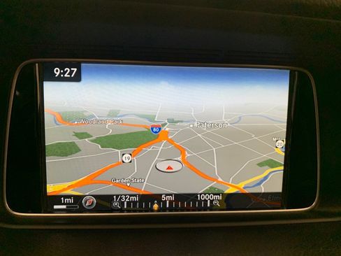 Used 2016 Mercedes-Benz E 350 4MATIC Sedan image 24