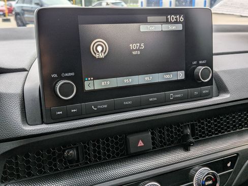 Used 2023 Honda CR-V Sport image 18