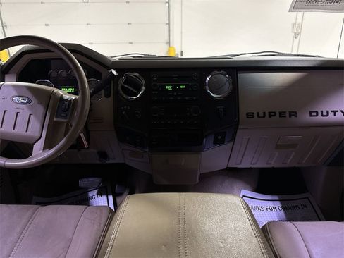 Used 2008 Ford F350 Lariat image 10