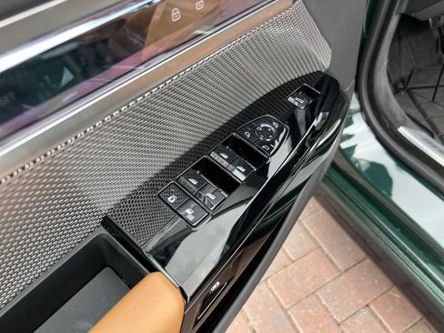 Used 2024 BMW 740i RWD image 15