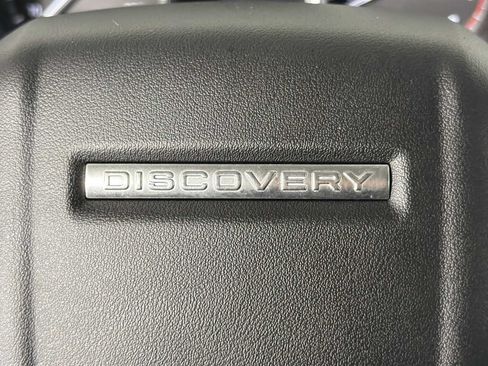 Used 2017 Land Rover Discovery HSE AWD/4WD image 24
