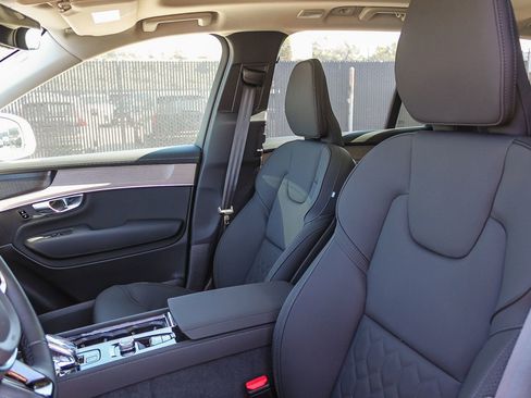 New 2026 Volvo XC90 T8 Plus w/ Protection Package image 20