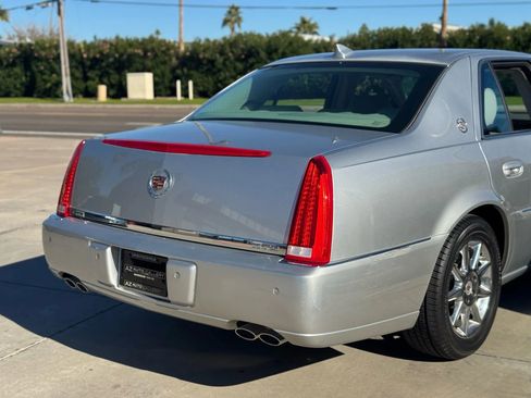 Used 2011 Cadillac DTS Luxury image 57