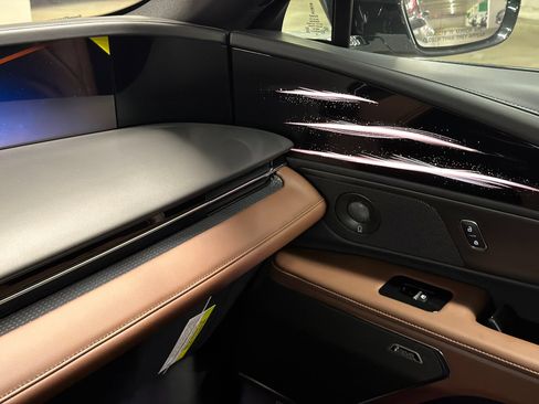 New 2026 Lincoln Nautilus Reserve w/ Jet Appearance Package AWD/4WD image 28