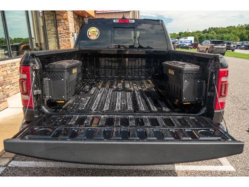 Used 2023 RAM 1500 Laramie AWD/4WD image 29