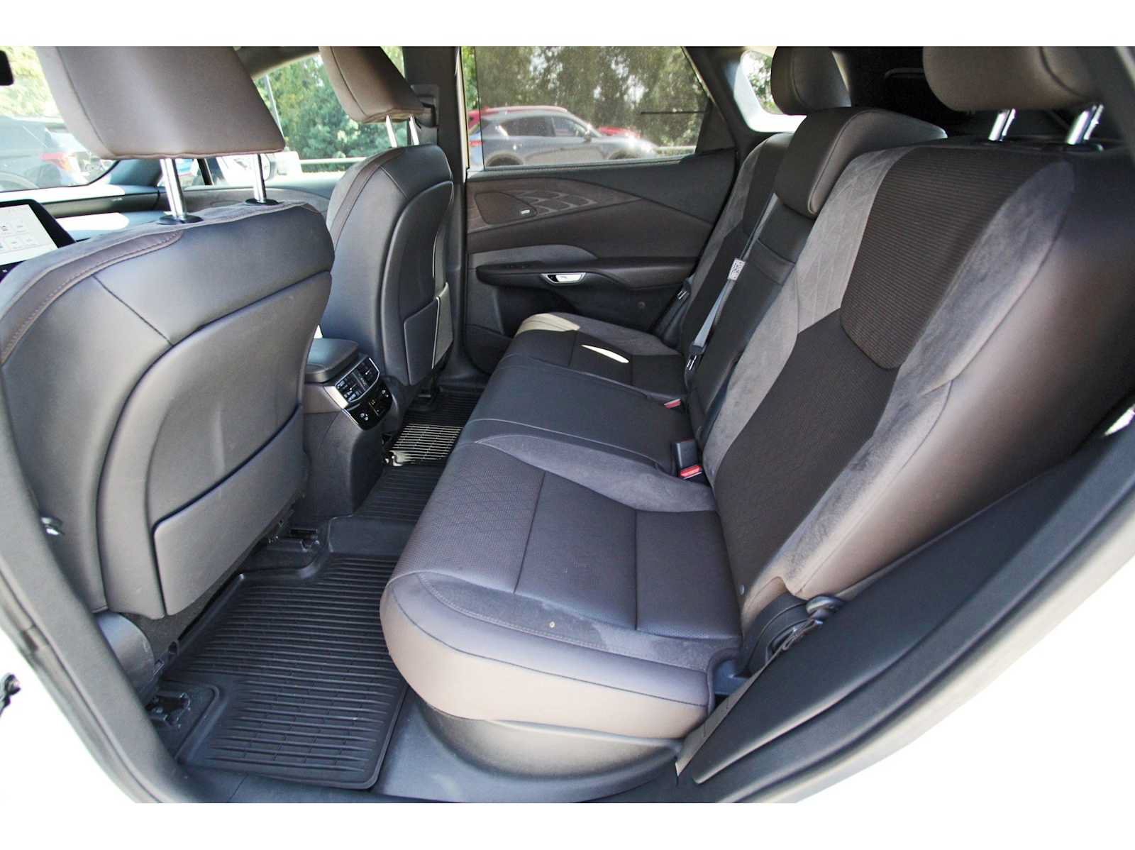 Used 2023 Lexus RX 350 AWD w/ Accessory Package (Z1) image 12
