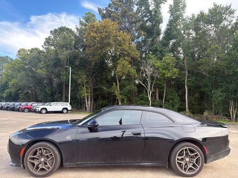 Used 2026 Dodge Charger Scat Pack AWD/4WD image 2