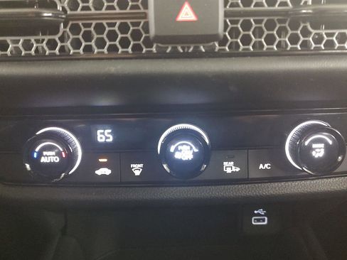 Certified 2024 Honda HR-V Sport image 9
