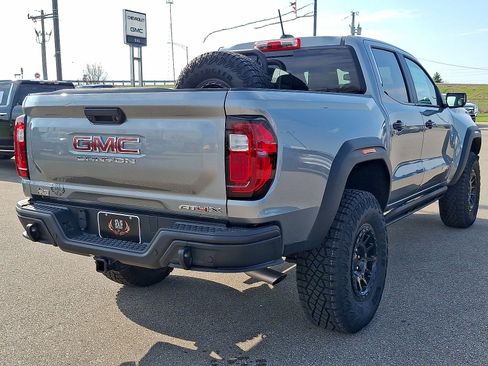 New 2025 GMC Canyon AT4 w/ AT4X AEV Edition AWD/4WD image 12