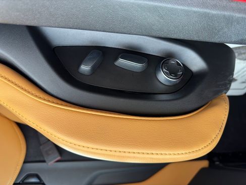 Used 2023 Chevrolet Corvette Z06 image 20