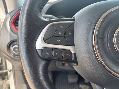 Used 2017 Jeep Renegade Trailhawk w/ Cold Weather Group II AWD/4WD image 13