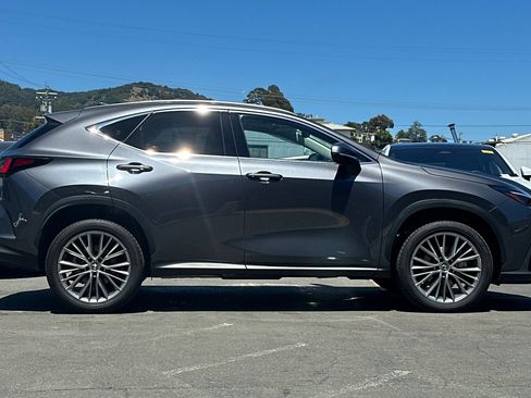 Used 2024 Lexus NX 350h AWD w/ Vision Package image 8
