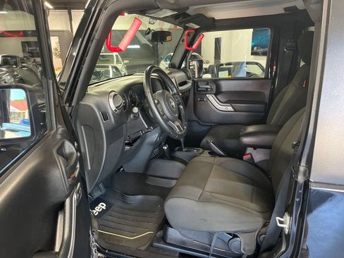 Used 2012 Jeep Wrangler Sport AWD/4WD image 33