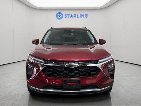 Used 2025 Chevrolet Trax LT w/ Driver Confidence Package image 15