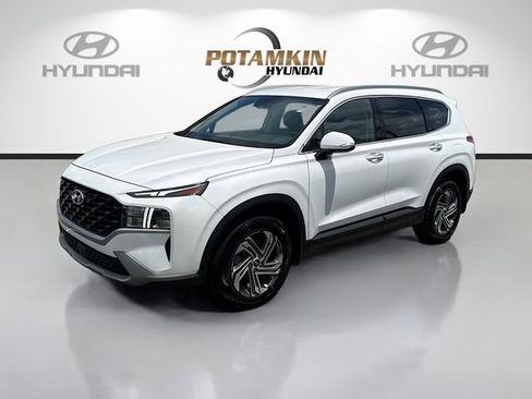 Used 2023 Hyundai Santa Fe SEL w/ Winter Weather Package image 1