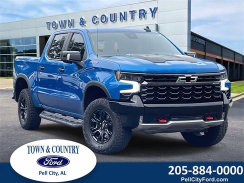 Used 2023 Chevrolet Silverado 1500 ZR2 w/ Technology Package image 1