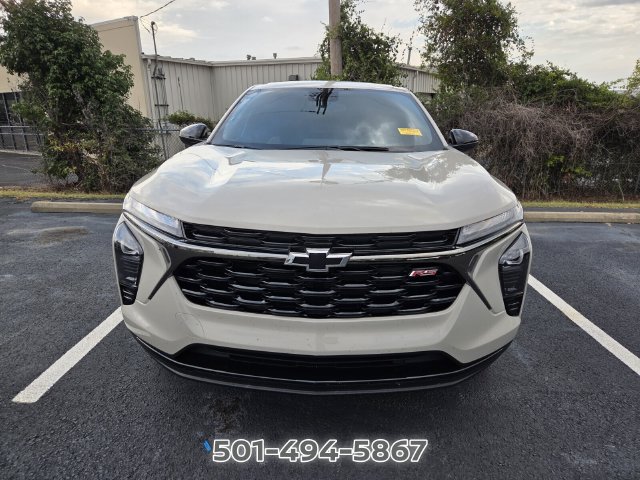 Used 2026 Chevrolet Trax RS w/ Driver Confidence Package FWD image 2