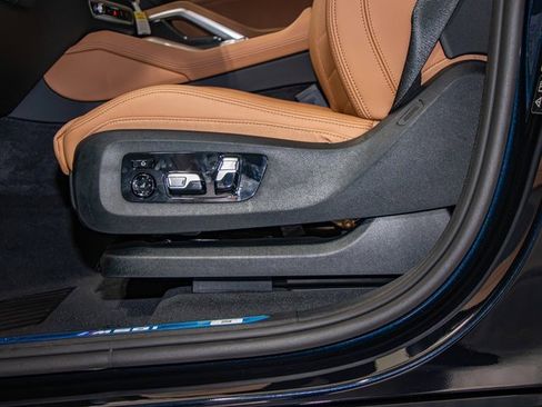 Used 2026 BMW X6 M60i w/ Executive Package image 15